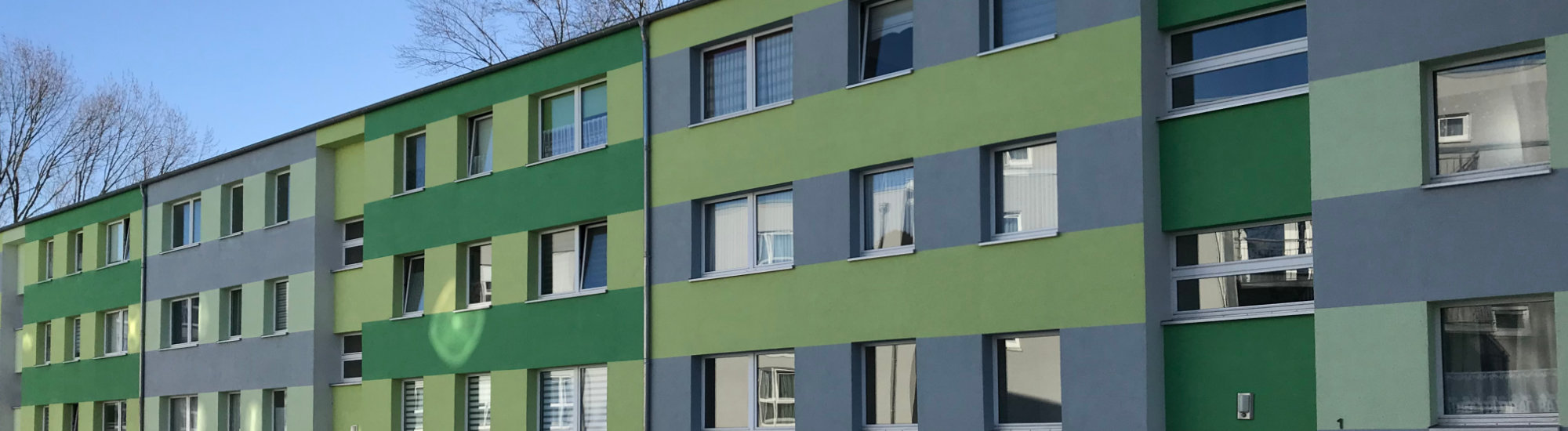 Modernisierung eines Wohnblocks in Salzgitter, Niedersachsen mit einer Dämmfassade